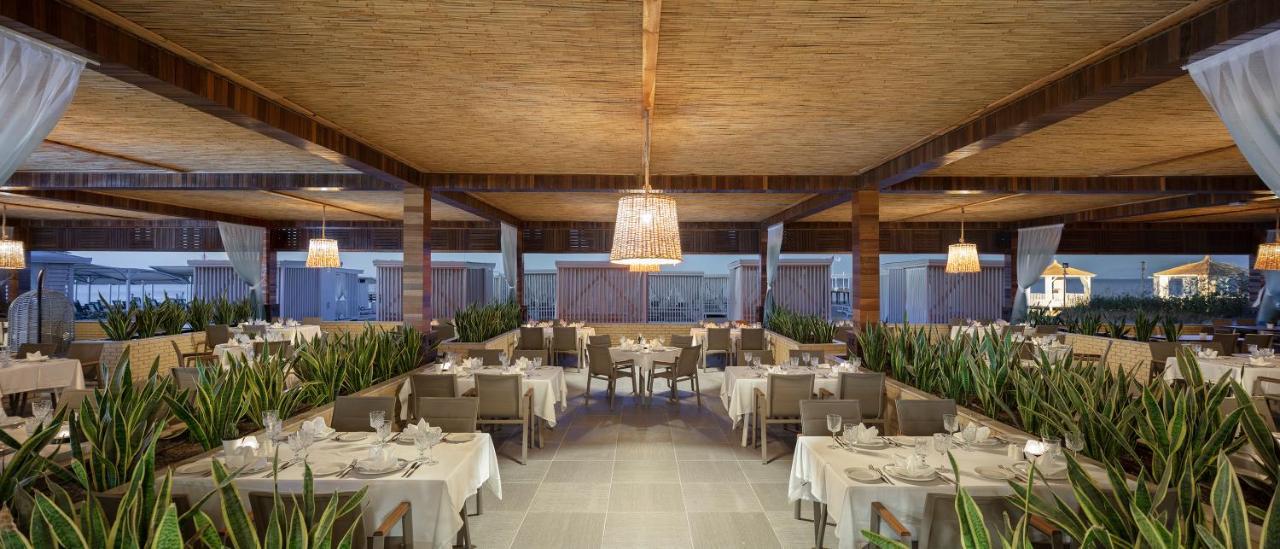 Nirvana Cosmopolitan - Convention & Sports Center Курортний комплекс Анталія