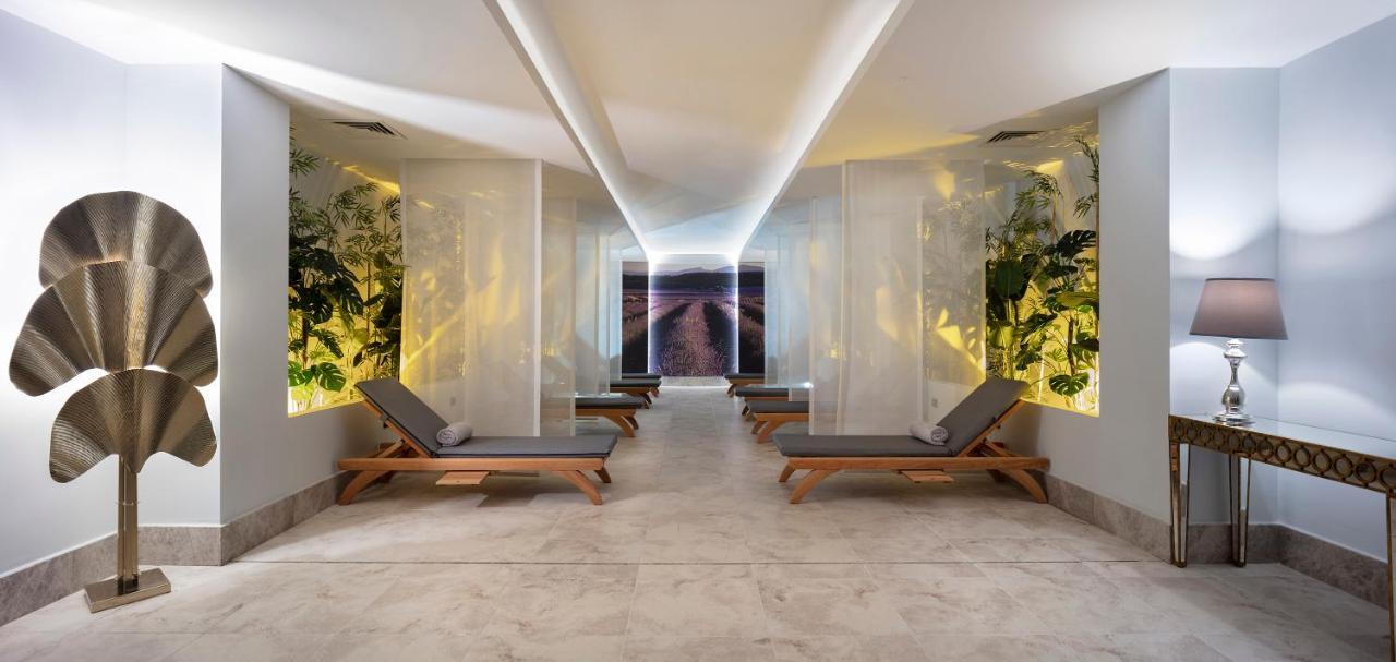 Resort Nirvana Cosmopolitan - Convention & Sports Center Antalya