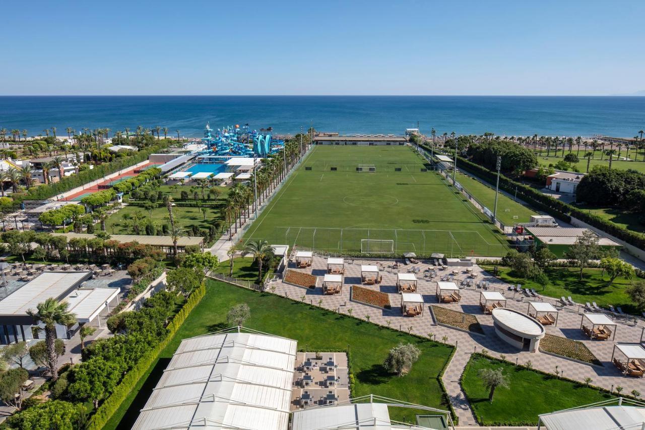 Nirvana Cosmopolitan - Convention & Sports Center 5*