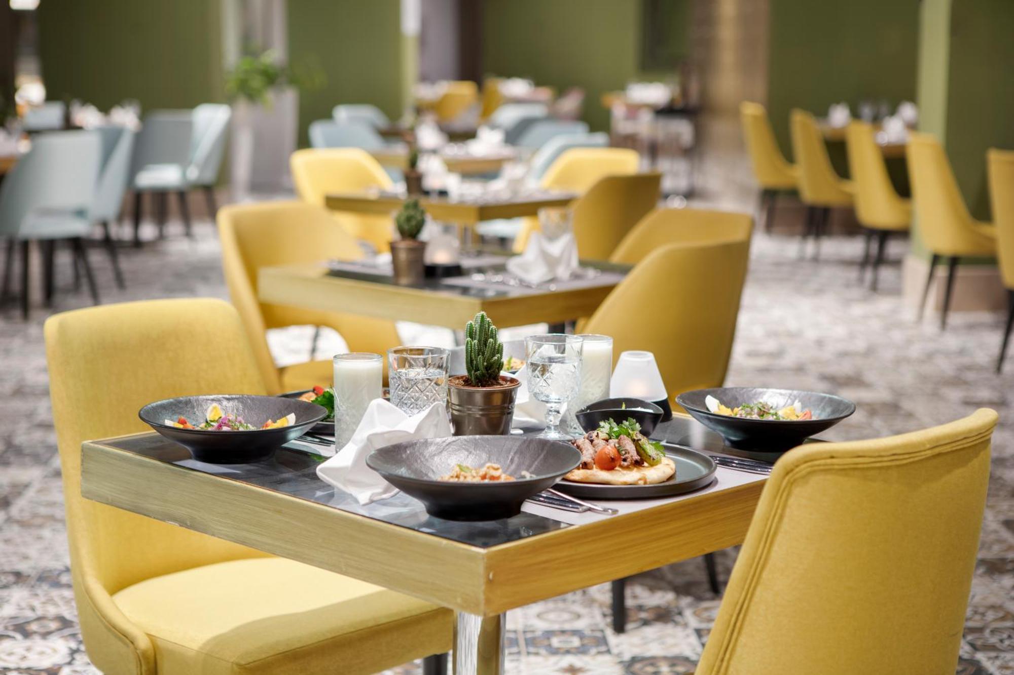 Nirvana Cosmopolitan - Convention & Sports Center Complex Antalya